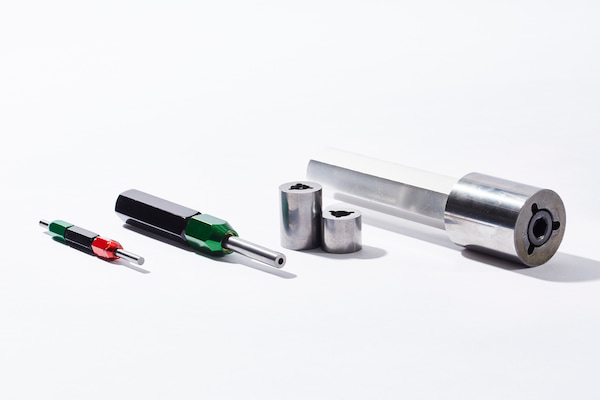 Hyperion's Custom Trilock Carbide Gages